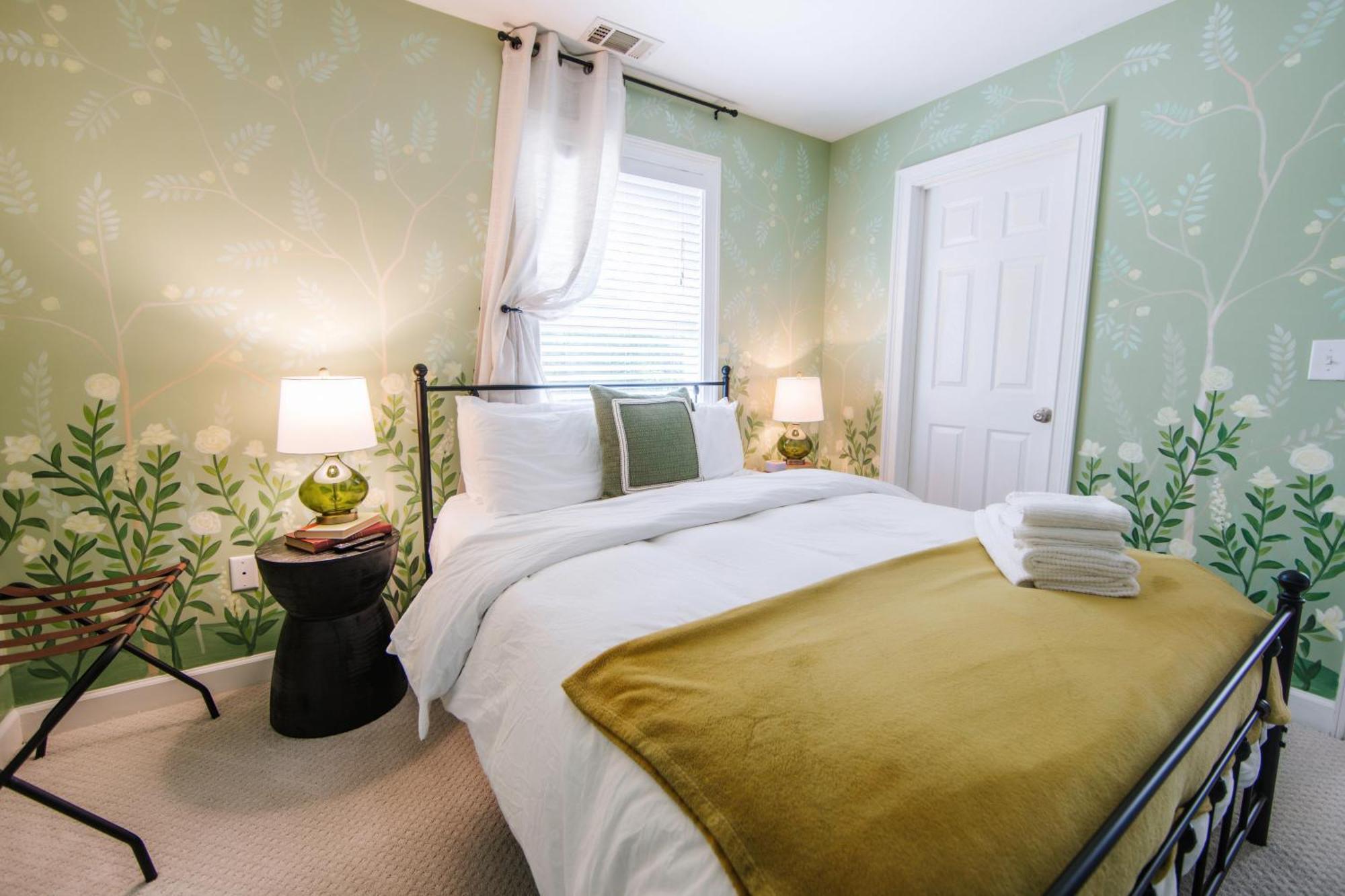 Cozy Cottage - Walk To Campus, Stadium, Downtown Athens Bagian luar foto