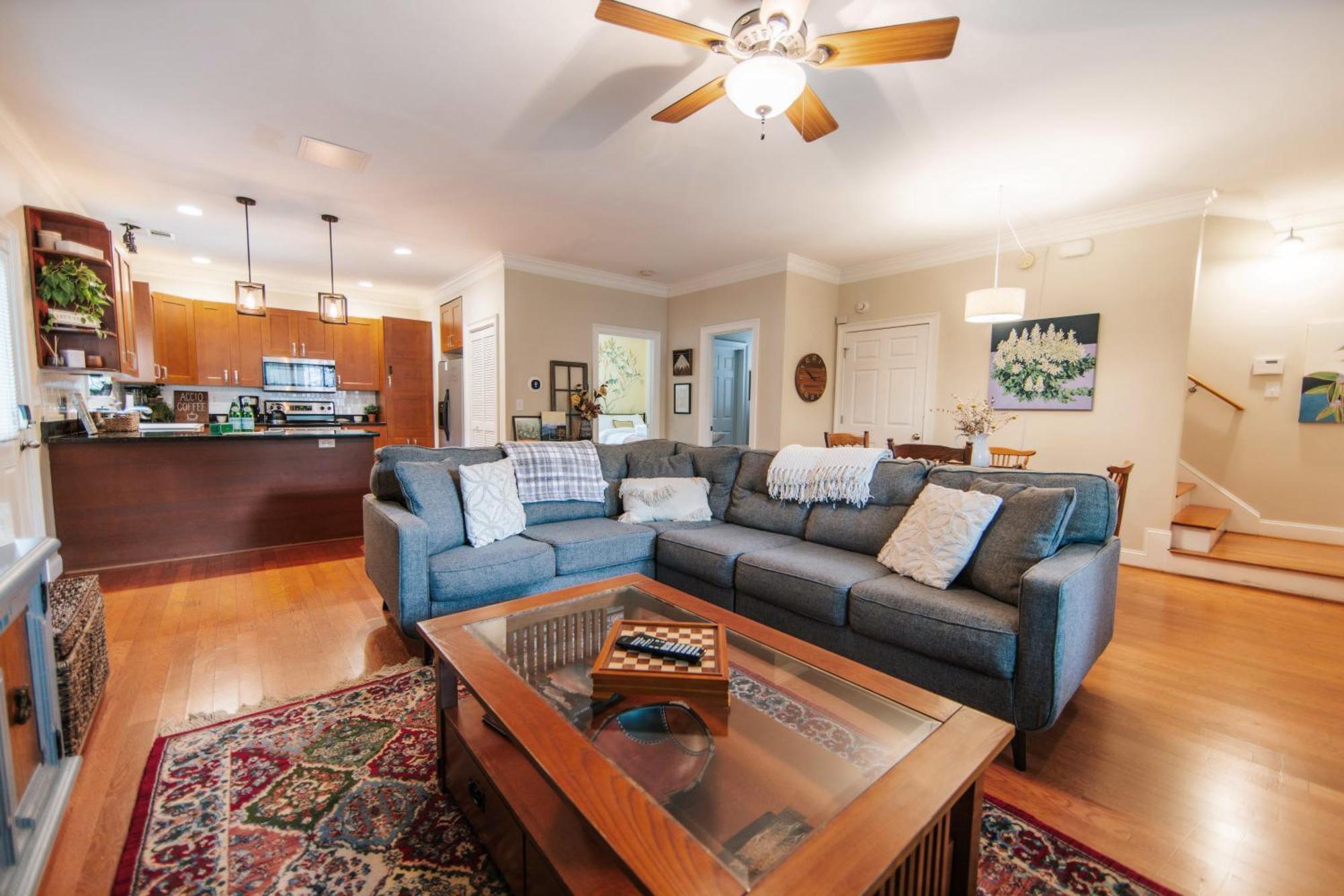 Cozy Cottage - Walk To Campus, Stadium, Downtown Athens Bagian luar foto