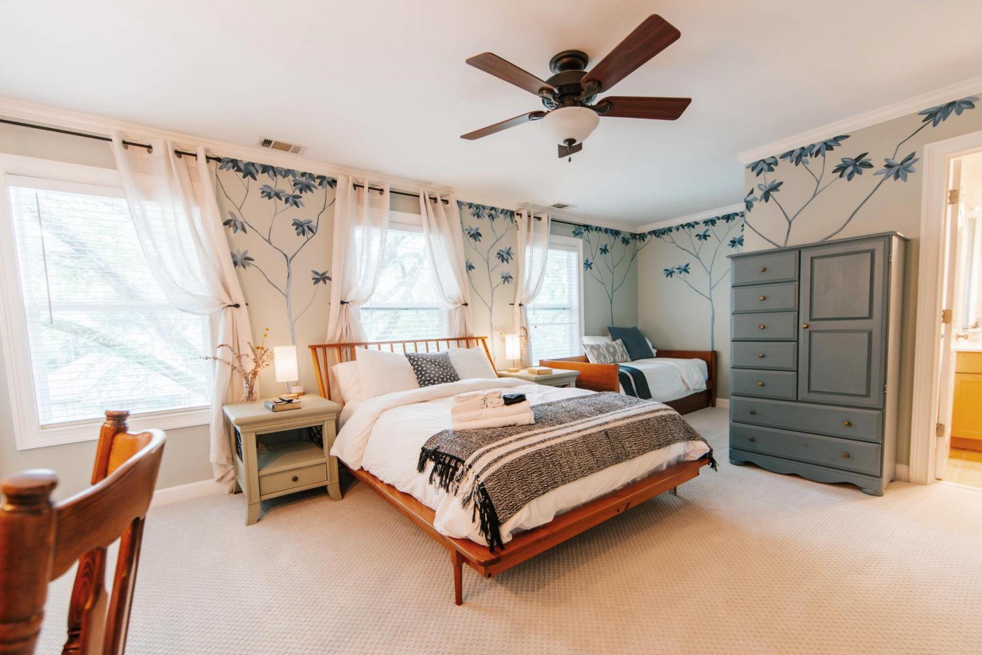 Cozy Cottage - Walk To Campus, Stadium, Downtown Athens Bagian luar foto